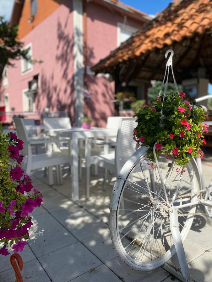 Maslina Rooms Смедерево Екстериор снимка